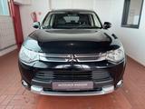 Mitsubishi Outlander KlassikKollektion+ 4WD/1.Hd/Kam/Autom - Mitsubishi Outlander mit Diesel-Antrieb