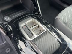 Foto Nummer 18: PEUGEOT 2008