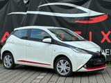 Toyota AYGO x-play touch *1,0 Benzin*Kamera*SHZ*1 Hand - gebrauchte Toyota Aygo (X) aus dem Jahr 2015