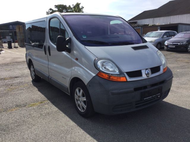 Renault Trafic Combi L1H1 2,7t  verglast