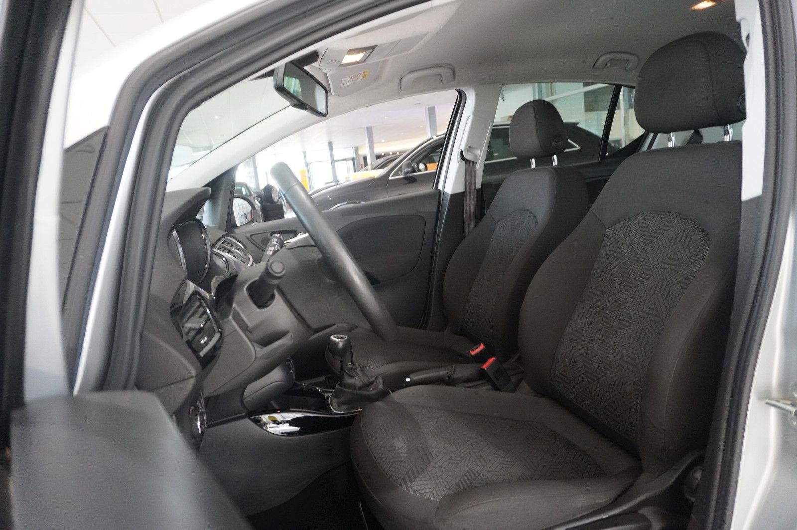 Fahrzeugabbildung Opel Corsa E Active 1.4  NAVI/PDC/SHZ/LHZ/ALU/TEMPO