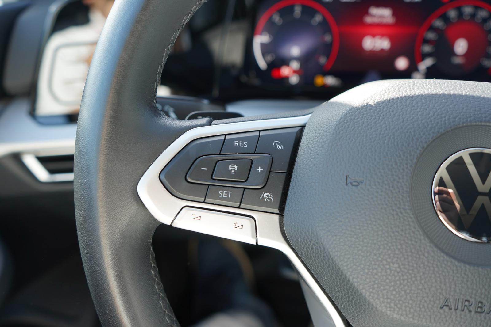 Volkswagen Golf VIII Variant 2.0 TDI Life LED AHK ACC, миниатюра 27