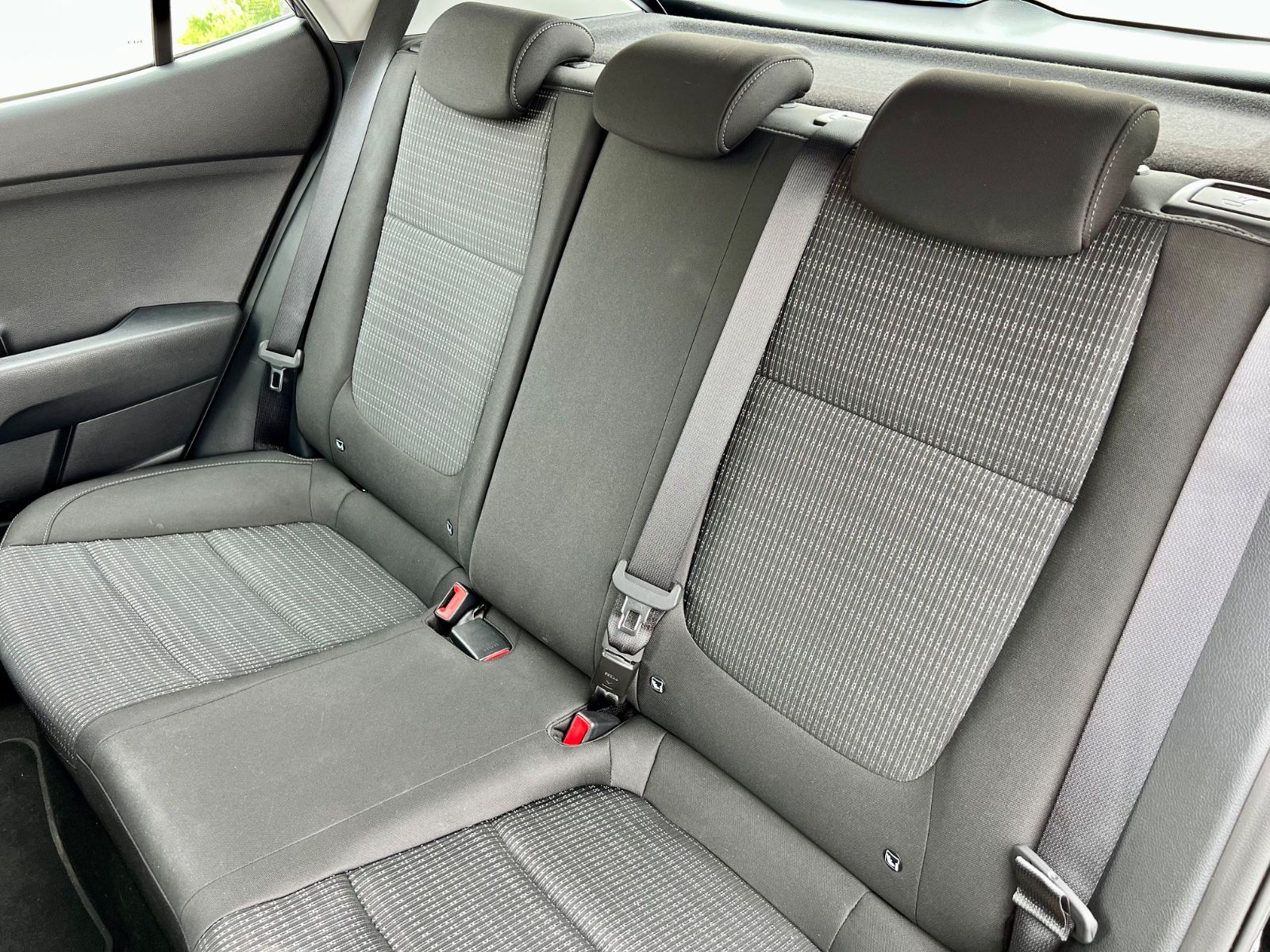 KIA Stonic Vision AAC GZJR CARPLAY SHZ PDC