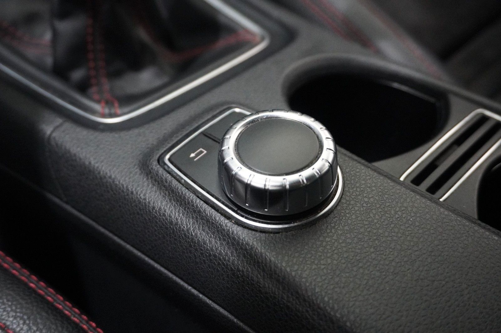 Fahrzeugabbildung Mercedes-Benz CLA 180 COUPE AMG LINE NAVI/LED/SPORT/TEMP./AMG