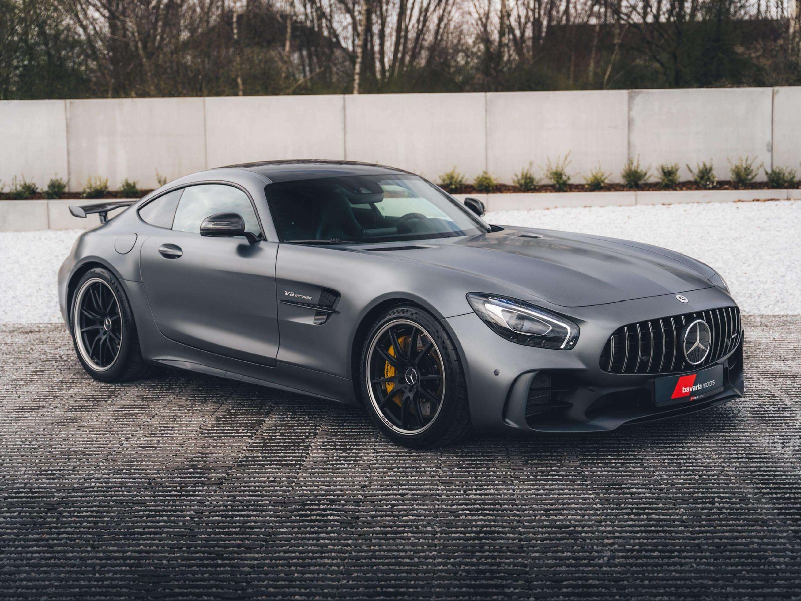 MERCEDES-BENZ AMG GT R / Night Pack / Carbon / First Owner / P