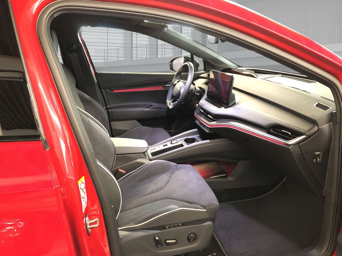 Fahrzeugabbildung SKODA Enyaq Coupe 85 Sportline 77 kWh AD AHK Navi Digi