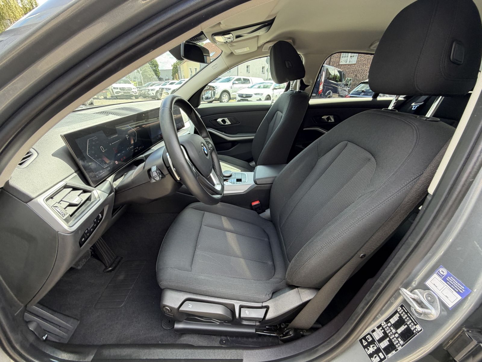 BMW 320 d xDrive | Live Cockpit Plus | Shadow Line foto 7