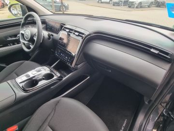 Fahrzeugabbildung Hyundai TUCSON HEV 1.6 T-GDi 2WD ASSI NAVI elek. Heckklp