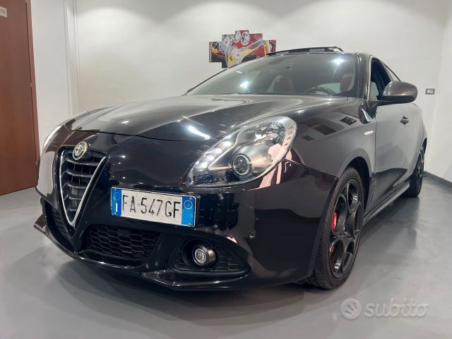 Alfa Romeo ALFA ROMEO GIULIETTA QUADRIFOGLIO VERDE