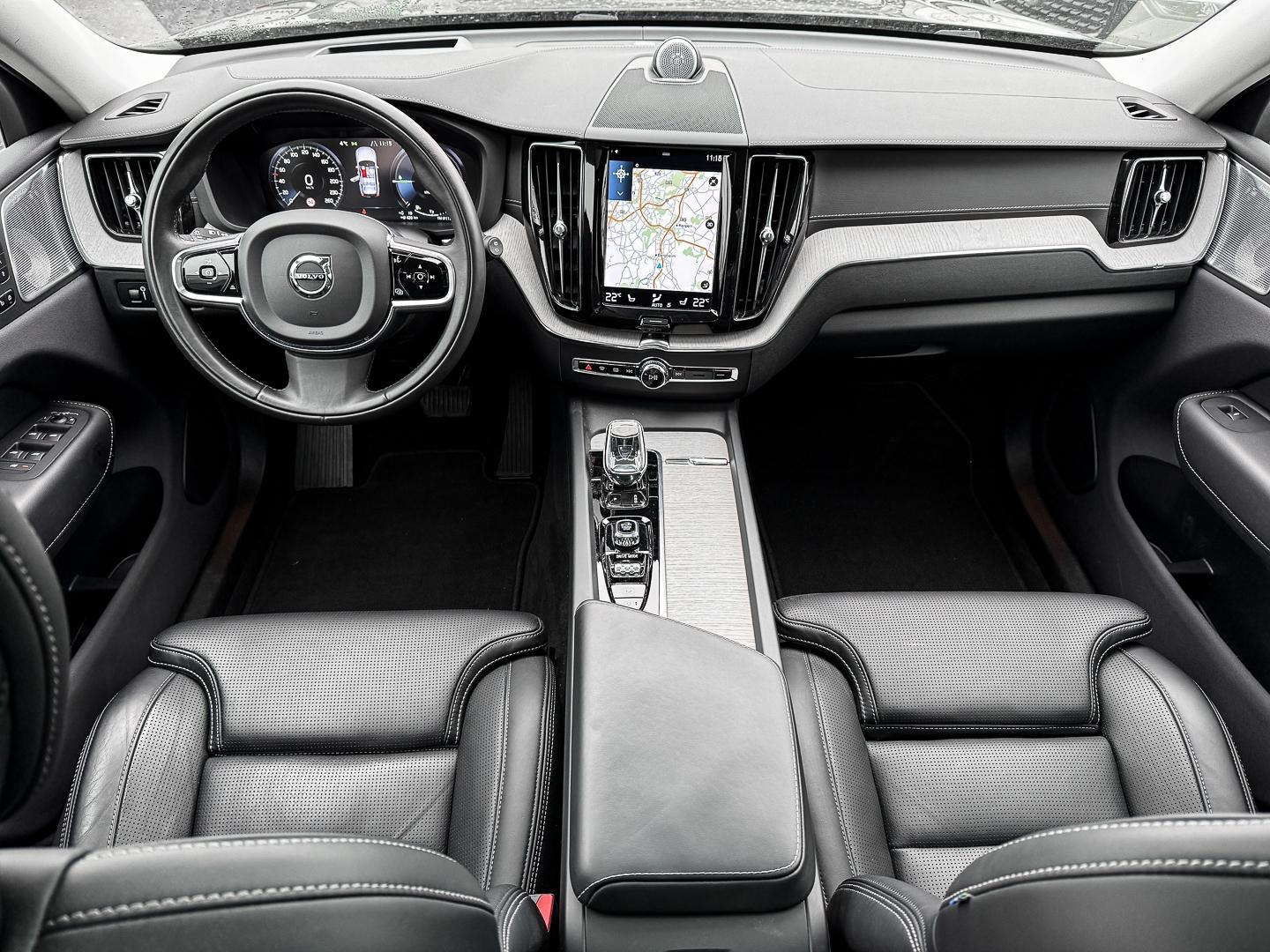 Volvo XC60 Inscription Recharge Plug-In Hybrid AWD T8 