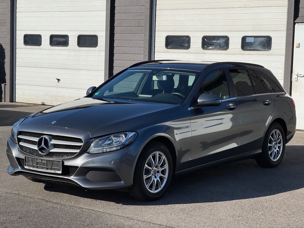 Image of Mercedes-Benz C 200