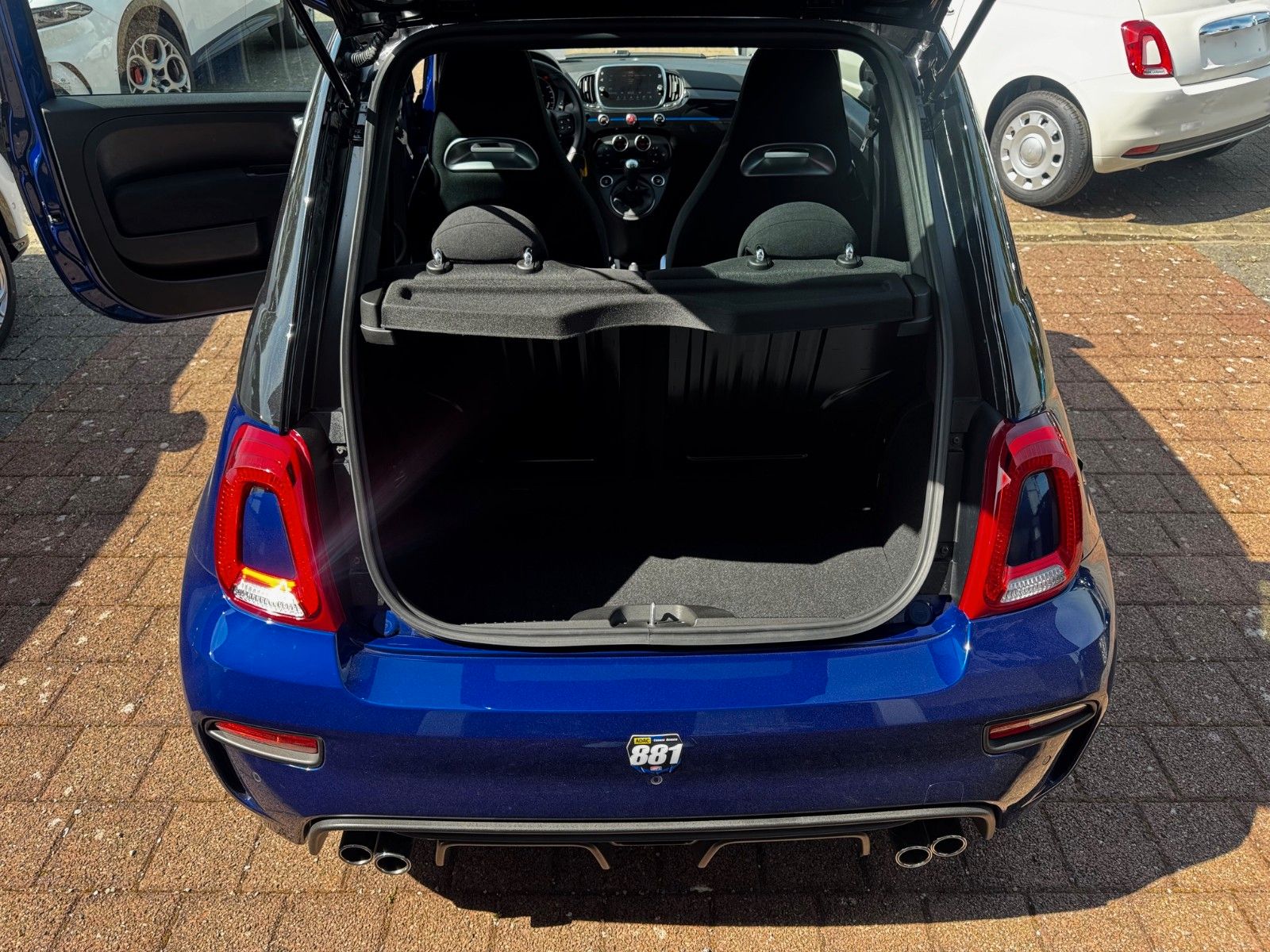 Fahrzeugabbildung Abarth 595 Monster Energy Yamaha Ed. Carplay Klima