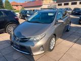 Toyota Auris 1.4 D-4D Lounge - Toyota Auris mit Diesel-Antrieb: 1.4