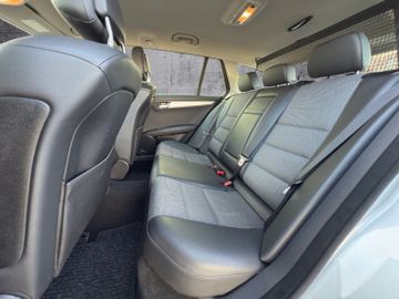 Mercedes-Benz C 180 T Kompressor Avantgarde*NAVI*XENON*SHZ