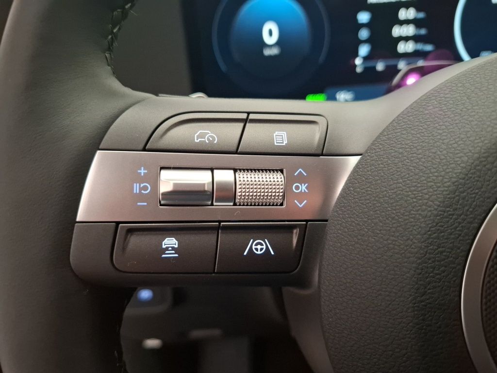 Fahrzeugabbildung Hyundai KONA EV 2WD 65kWh Trend 2xKlima ACC AUT Kam. PDC