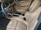 Porsche Macan S S - Porsche: Violett