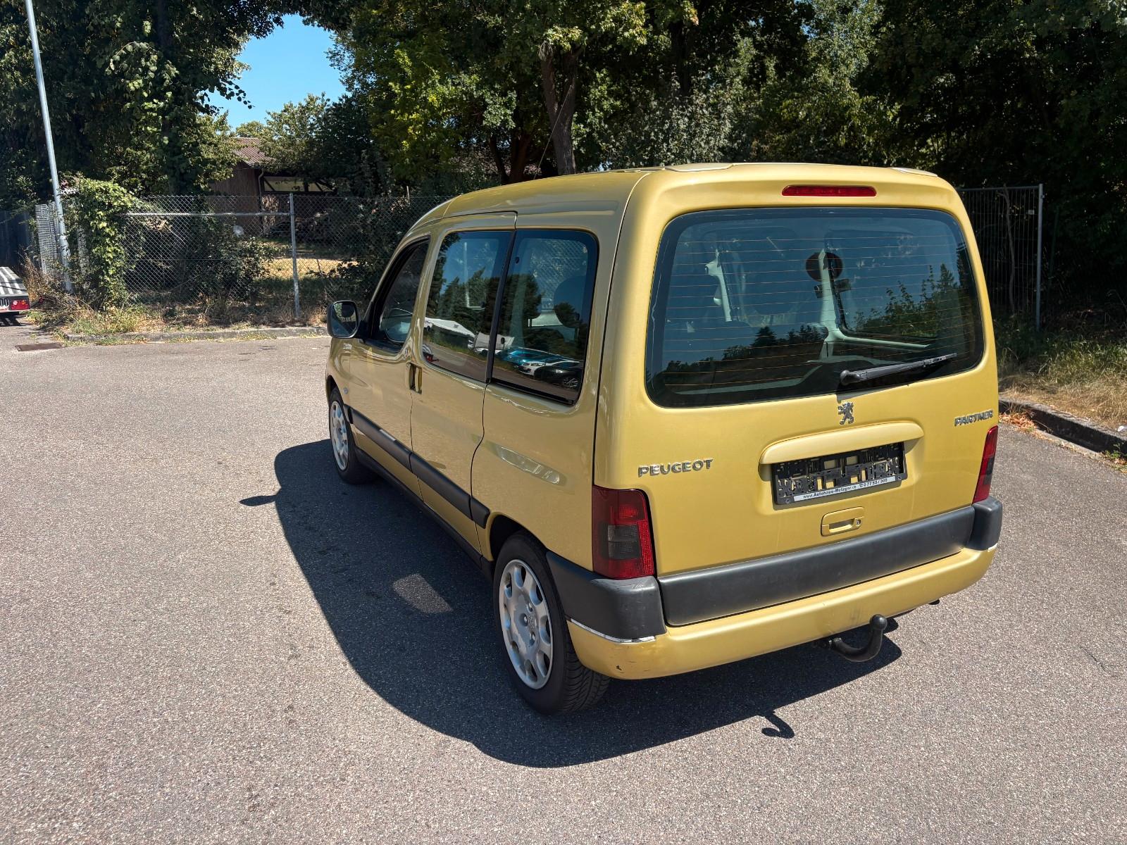 Peugeot Partner 2,0 Diesel Klima AHK 5 Sitzer