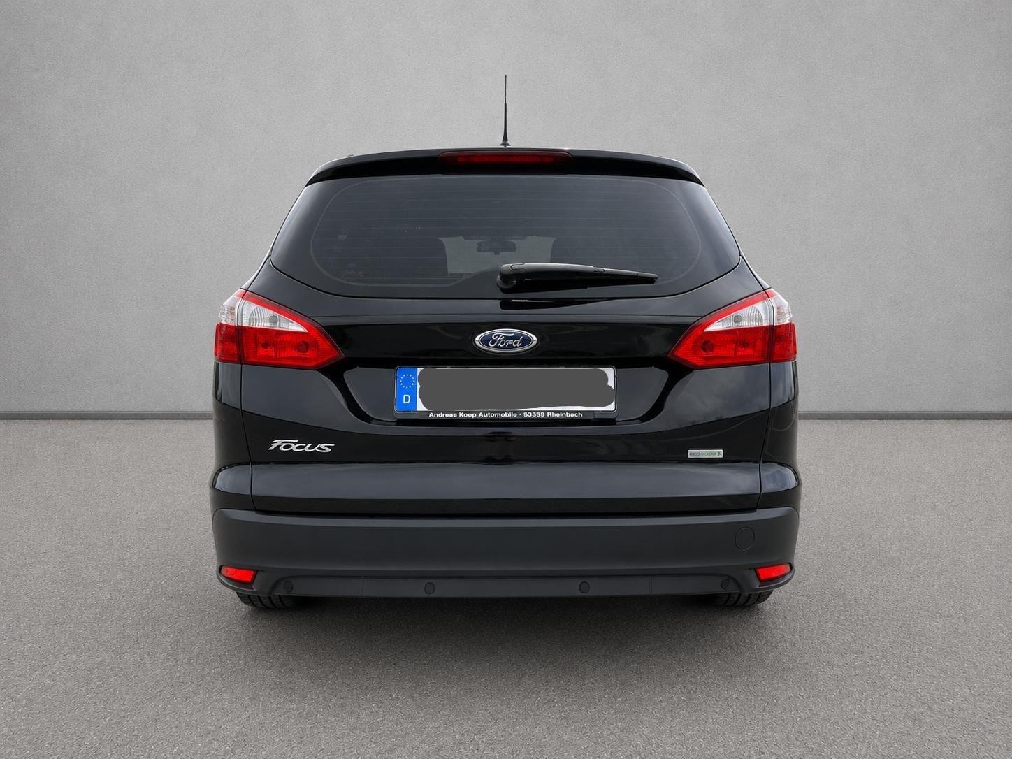 Ford Focus 2014 — photo 5