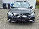 Mercedes-Benz C 180 T-Modell BlueEfficiency *TÜV BIS 07/2027 - Mercedes-Benz C 180 mit Benzin-Antrieb: Kombi, 2.0
