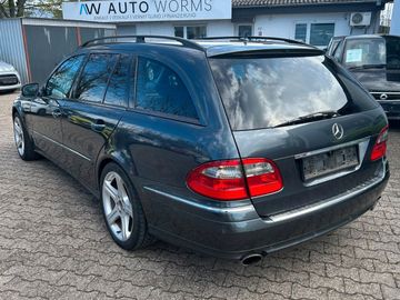 Mercedes E 320 - 4