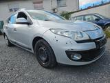 Renault Mega/KLIMA/NAVI/6GANG/110PS/NEU TUV AU - Renault Megane mit Diesel-Antrieb: 1.6