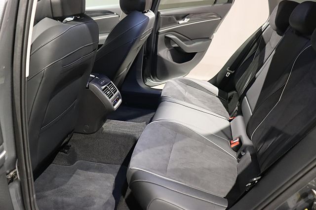 Passat Business 1.5 eHybrid DSG AHK Ganzjahresre
