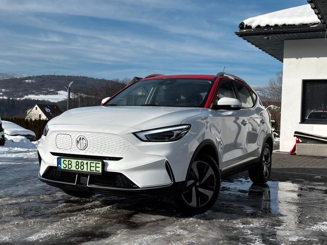 MG ZS