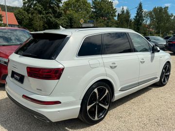 Audi Q7 - 5