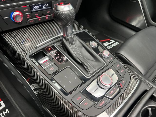 Audi RS6 Avant 4.0 TFSI quattro Pano*B&O*Carbon*21"