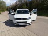 Volkswagen T5 California Beach wenig Kilometer 1. Hand - Volkswagen T5: Beach