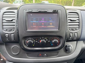 Opel Vivaro - 8