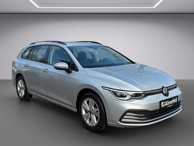 Golf VIII Variant Life 1.5 eTSI DSG NAVI ACC LED