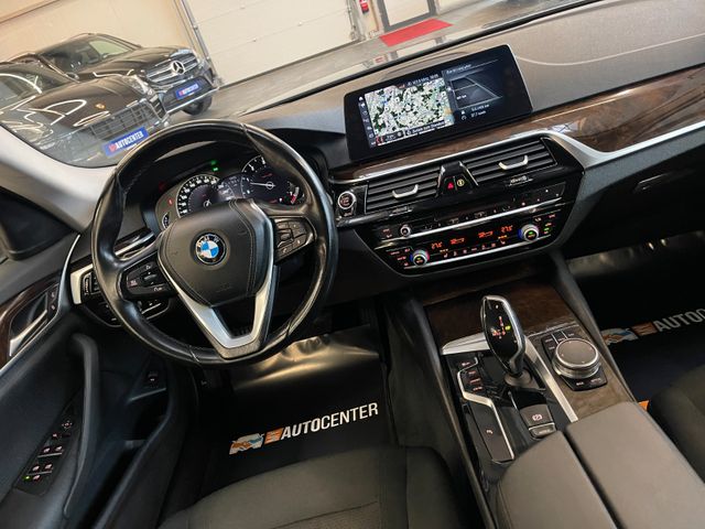 BMW 530 i xDrive *1.HAND*NAVI*TEMPO*SZHZ*AHK*PDC*