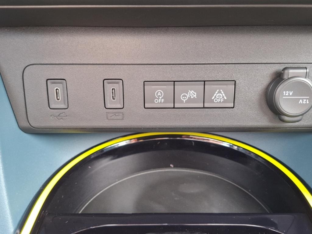 Fiat Grande Panda 1.2 Turbo La Prima 100PS 6 Gang ACC