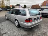 Mercedes-Benz E 320 CDI T AVANTGARDE AHK XENON COMAND BOSE SH - gebrauchte Mercedes-Benz E 320 aus dem Jahr 2001