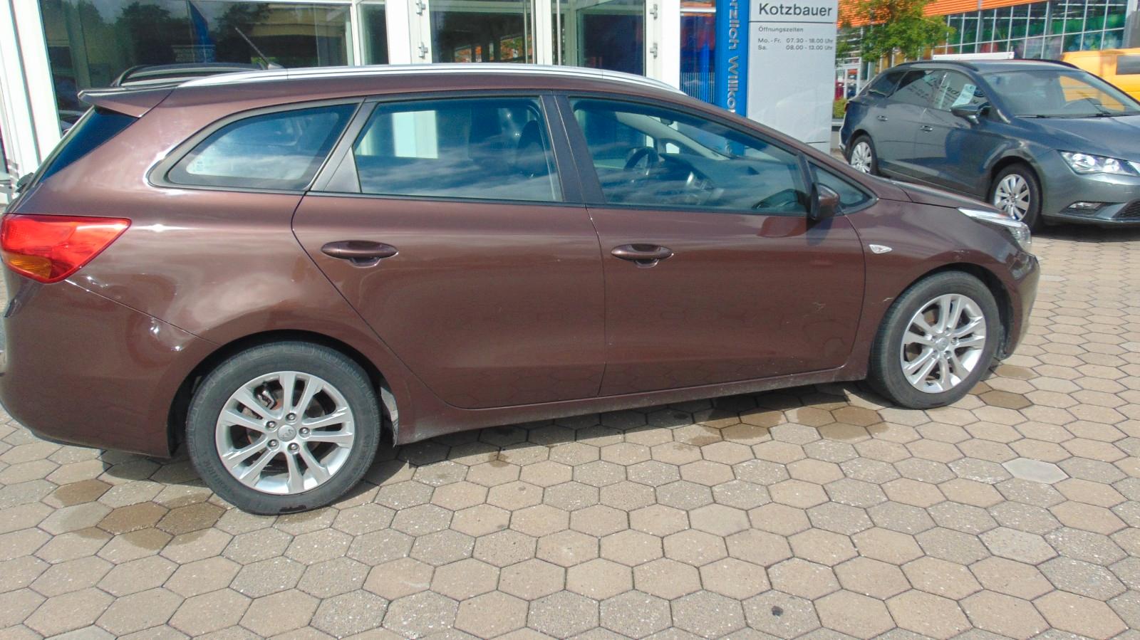 Kia cee'd Sportswagon Wipak SHZ LHZ GRA Alu Scheckh+