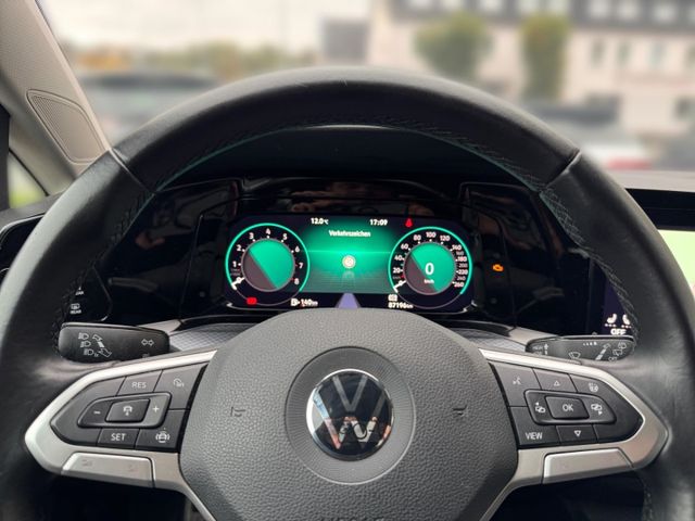 Golf VIII United 1.5 TSI LED Navi Climatronic Si