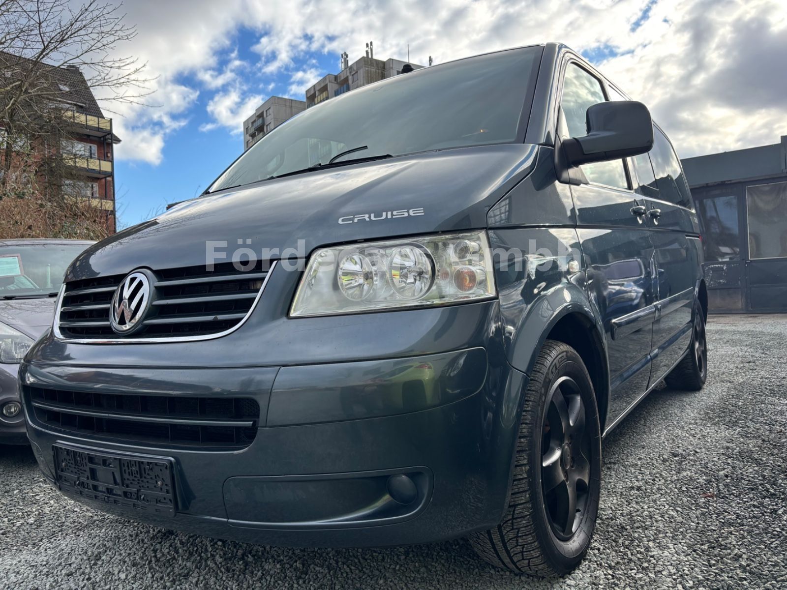 T5 Transporter Bus Multivan Comfortline