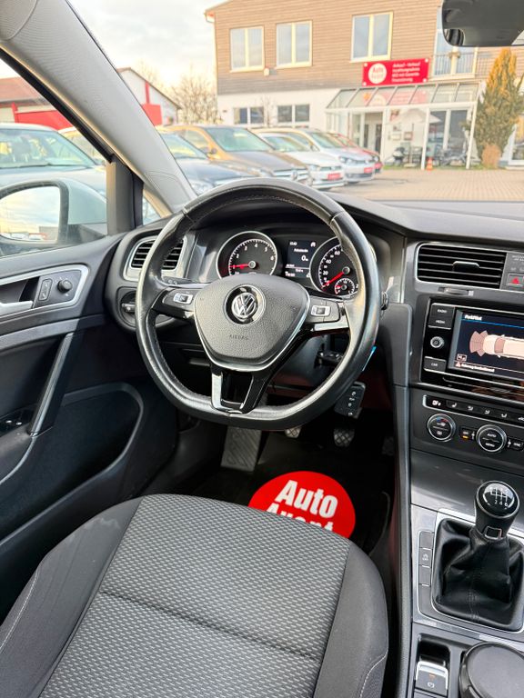 VW Golf - Bild 21