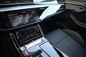 صورة مصغرة 43 لـ 2026 AUDI S8
