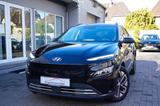 Hyundai KONA Trend 3Phasen Navi AssPak Lenk+SHZ HUD Kame - schwarze Hyundai KONA Elektro