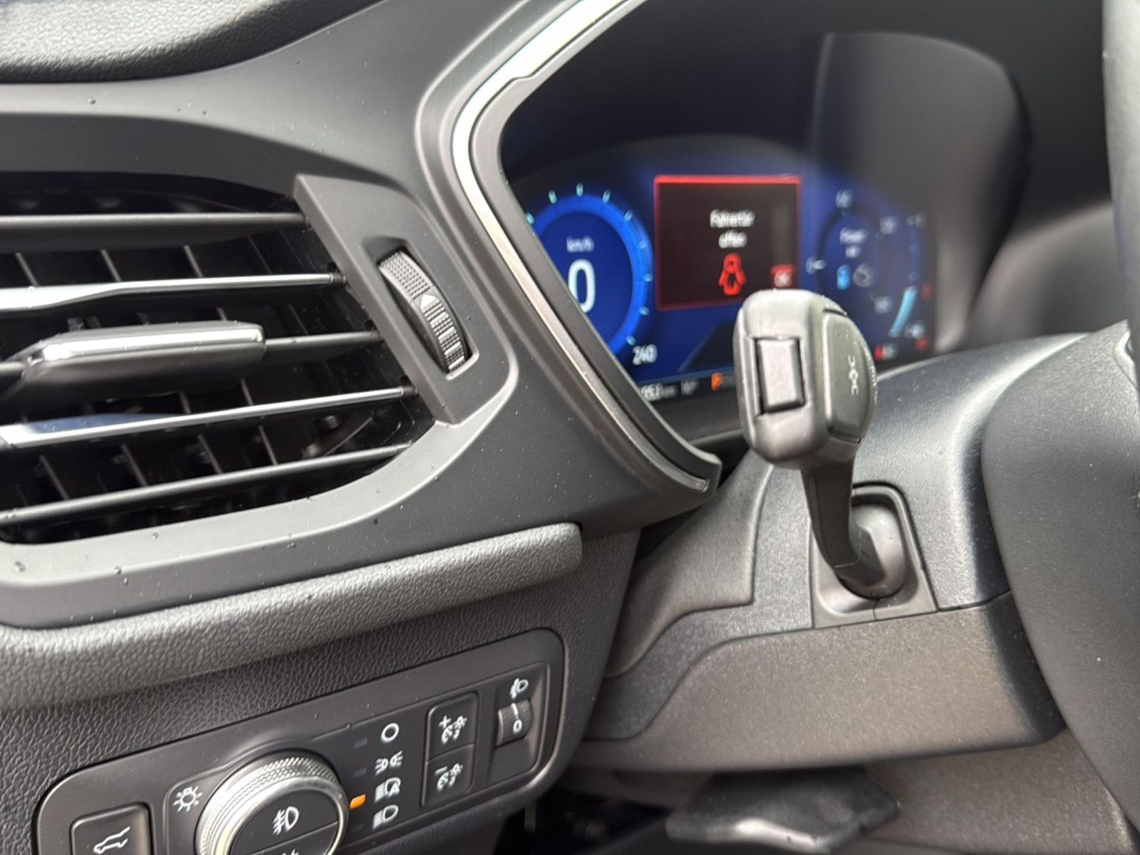 Fahrzeugabbildung Ford Kuga Plug-In Hybrid Titanium -unfallfrei/ 1.Hand