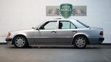 Mercedes-Benz E 500   Deutsch  2 Einträge und geringe Laufl. - Mercedes-Benz E 500 in Hamburg