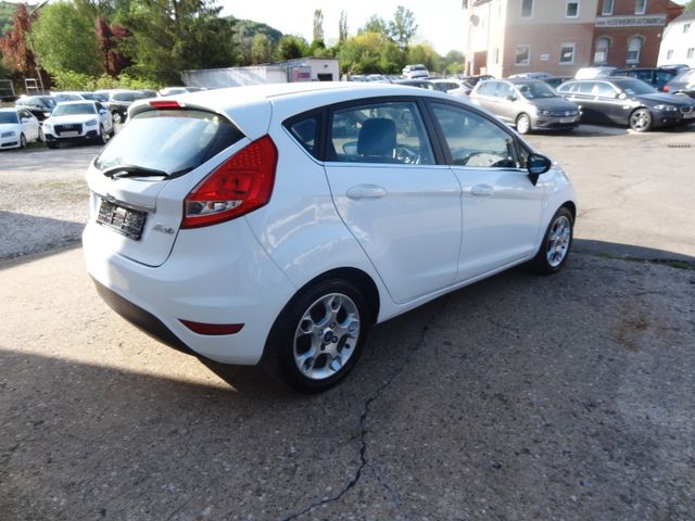 Fahrzeugabbildung Ford Fiesta Titanium/Klima/Alu/