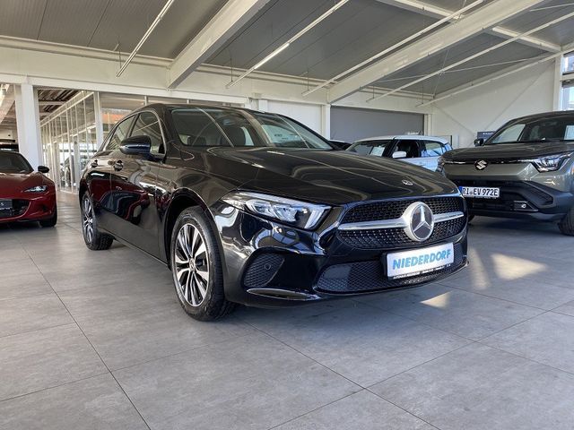 MERCEDES-BENZ A 250 e Progressive MBUX Business Info High-End