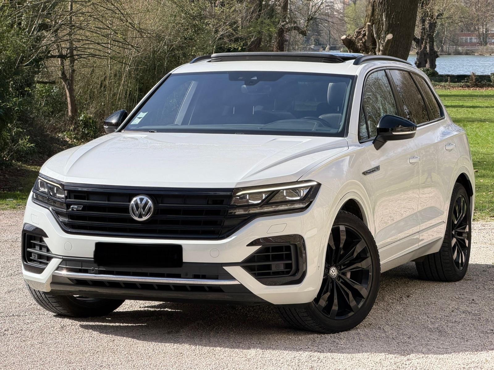 Volkswagen Touareg R-Line 4Motion 286ps PANORAMA MEGA FULL