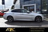 Alfa Romeo Giulia Super 2.2 JTDm AT8 *NAVI*SPORT*18ZOLL*XEN - Alfa Romeo: Jtd