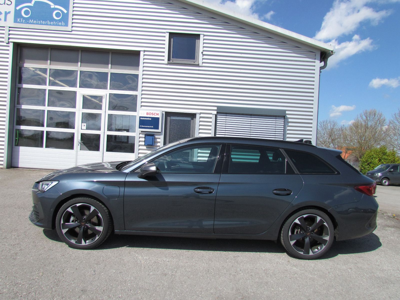 Cupra Leon Sportstourer e-Hybrid imagem 2