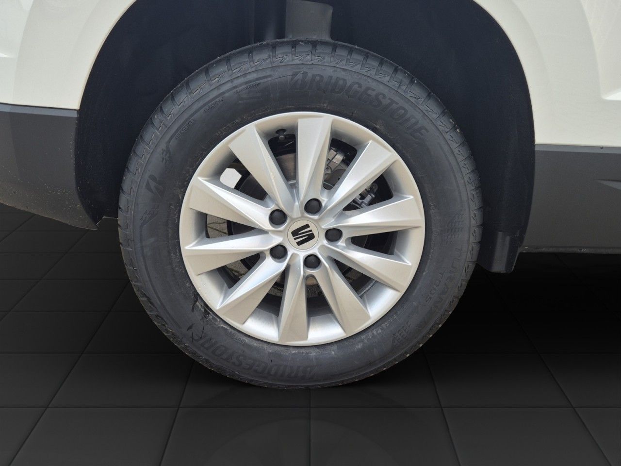 Fahrzeugabbildung SEAT Ateca Reference Edition Tempomat