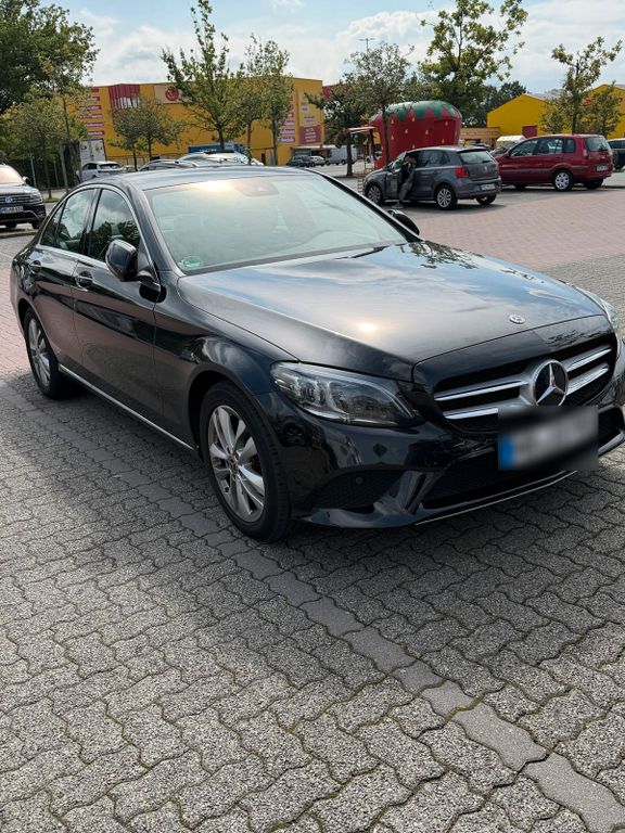 Image of Mercedes-Benz C 180